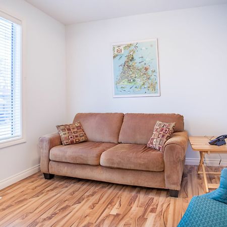 Rant And Roar B&B Saskatoon Luaran gambar